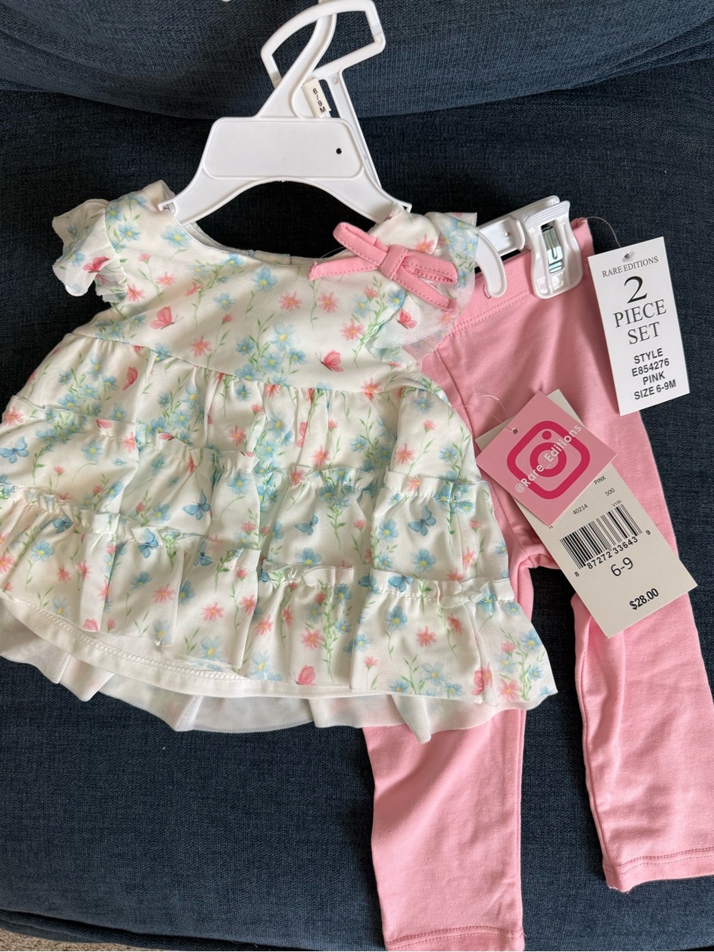 Rare Editions Cream Floral Ruffle Top with Pink Leggings